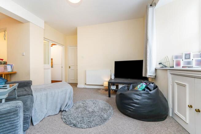 Lounge 2