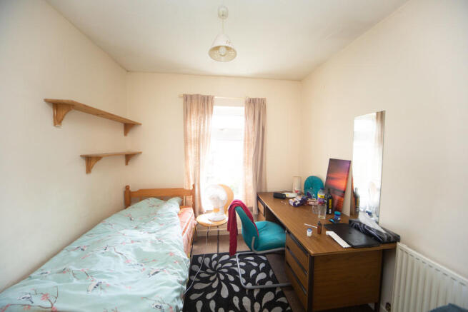 bed 6