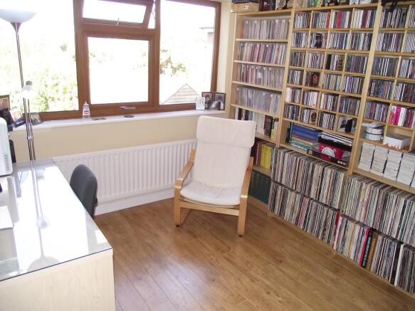 Photo 11