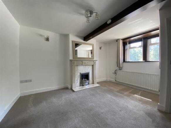 1 bed Terraced to rent Image 5