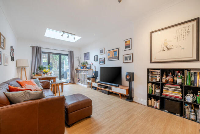 1425308-4-69b2b90...