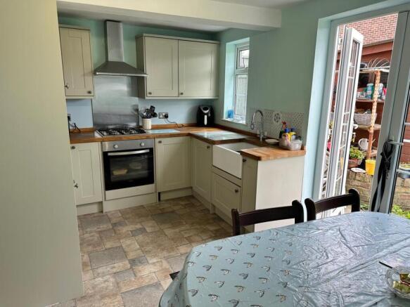 3 bed Detached for sale Image 8