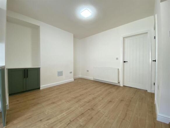 2 bed Terraced for sale Image 10