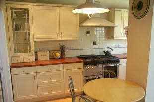 Fitted Kitchen