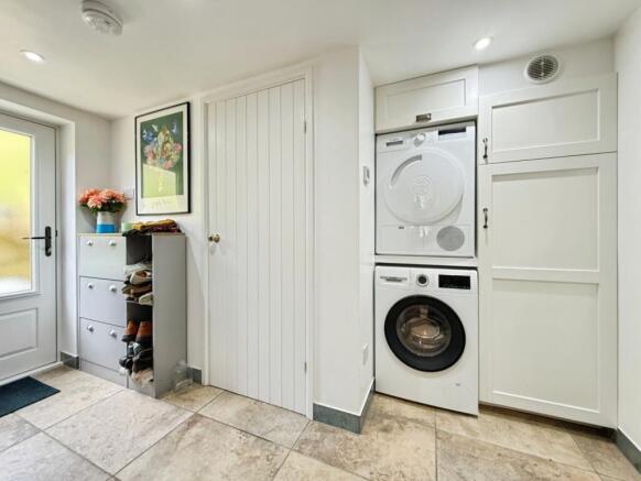 The Valley, Chalford, Stroud photo 4