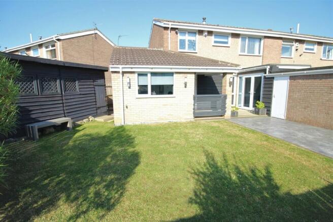 9 Bolam Gr-Rear2.JPG