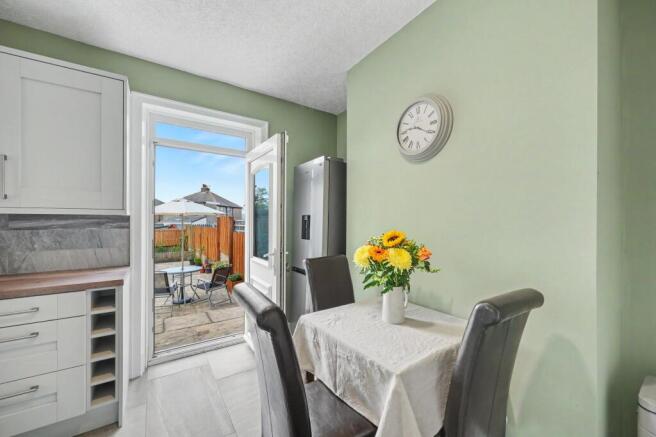2 bed Semi-Detached for sale Image 12