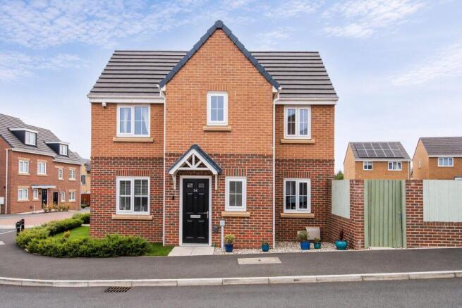 3 bed Semi-Detached for sale in wakefield