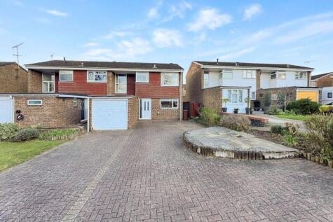 Thrale Way, Parkwood, Gillingham, ME8