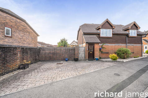 Harvester Close, Middleleaze, Swindon, SN5