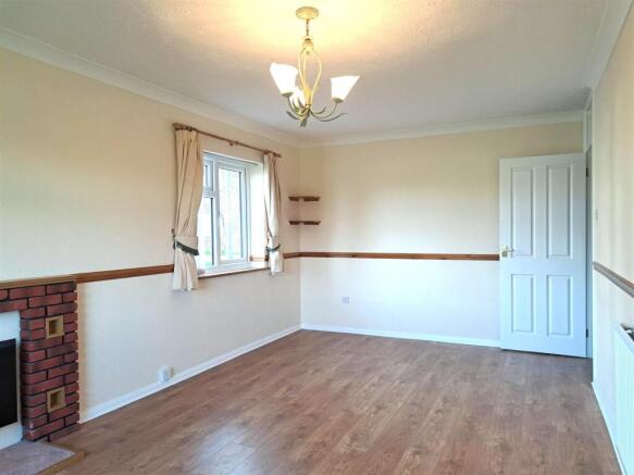 livingroom1.jpg