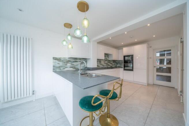 Kitchen / Dining Room