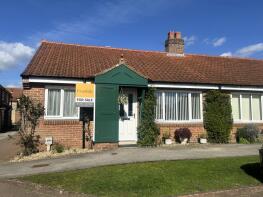 24, Willow Court, Pickering YO18 7EY