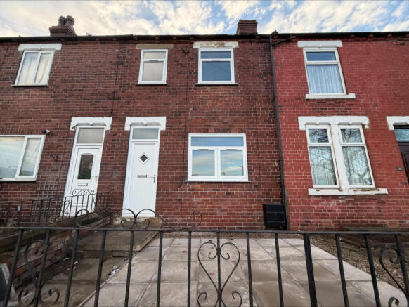 4 Bed Terrace for Rent