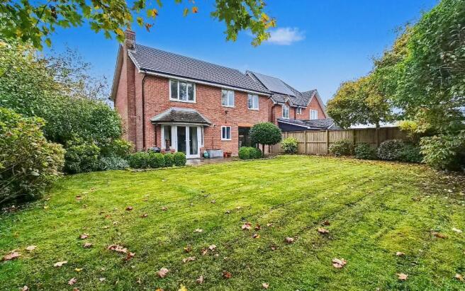 Westfield Close, Whalley, BB7 9XG photo 2