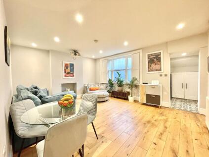Basement Flat, London