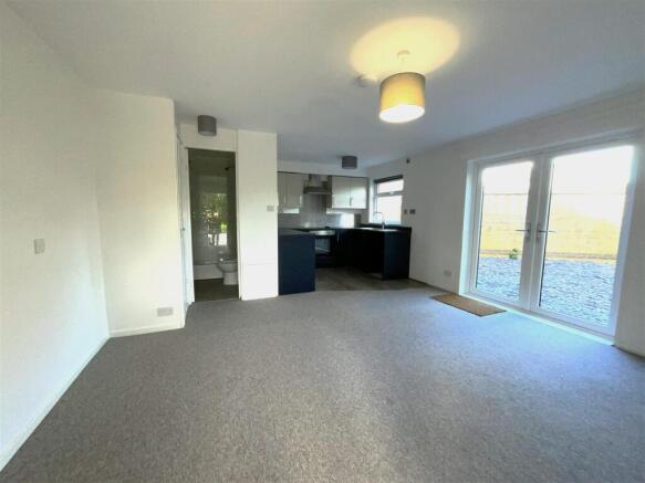 Lounge / Bedroom