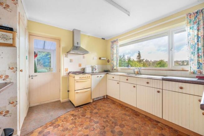 Homefield, Shortwood, Nailsworth, GL6 photo 4