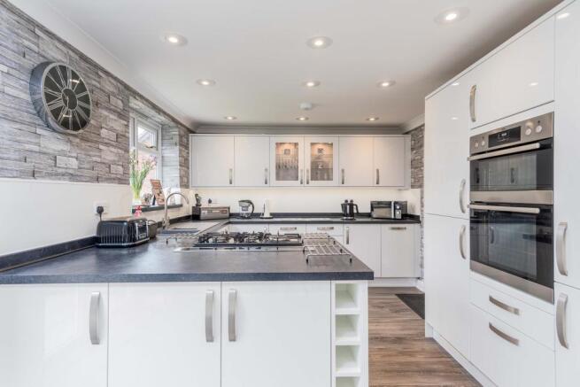 Kitchen/breakfast ro