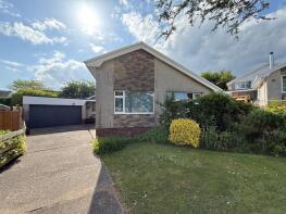 69, Woodlands Park Drive, Cadoxton SA10 8AW