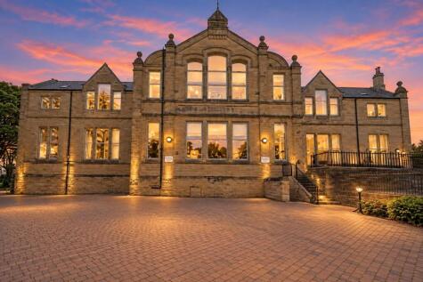 Chrisharben Court, Green End, Clayton, Bradford