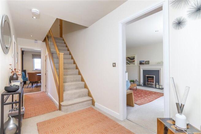 4 bed Detached for sale Image 10