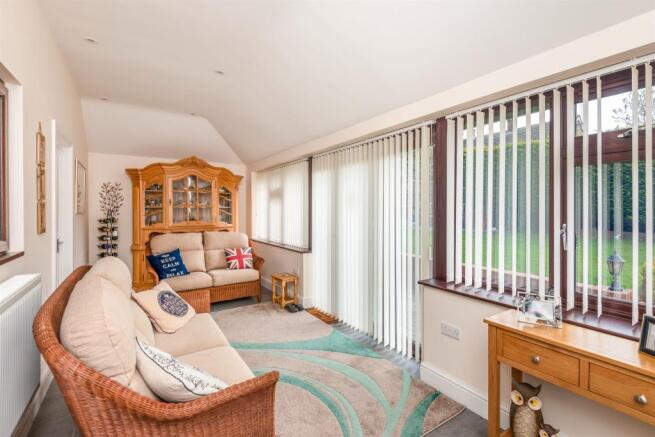 Garden Room: