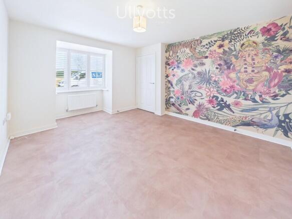 5 bed Semi-Detached for sale Image 5