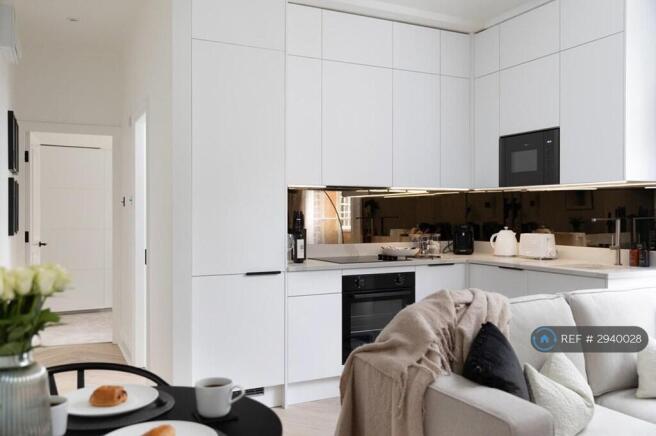 1 bed Flat to rent Image 10