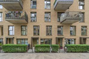26, Moorhen Drive, West Hendon, London NW9 7FF