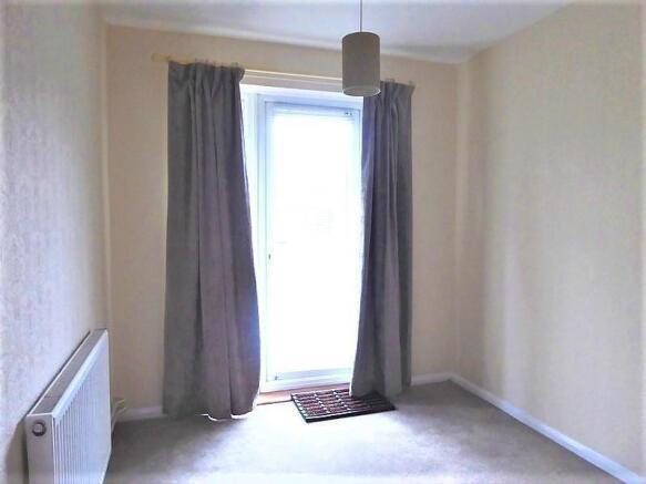 Bedroom/Dining Room