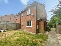 11, Monkswood Crescent, Tadley RG26 3UE
