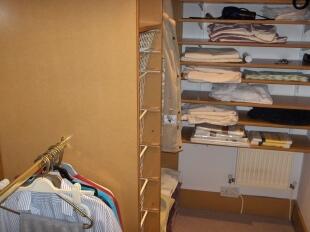 DRESSING ROOM
