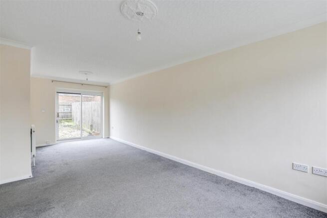 4 Reception Room.jpg