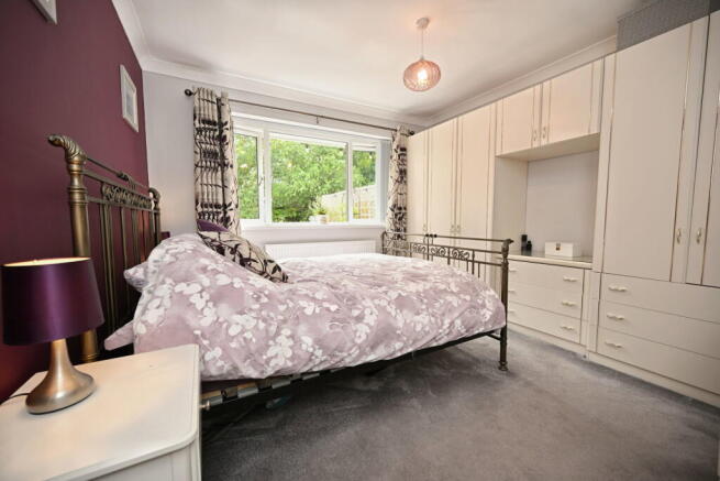 2 bed Semi-Detached Bungalow for sale Image 7