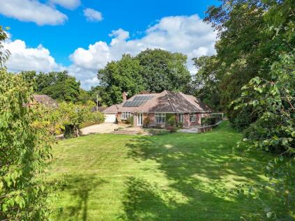 Pilley Hill, Pilley, Lymington, SO41