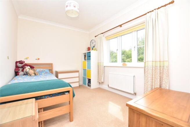 6 bed Detached for sale Image 12