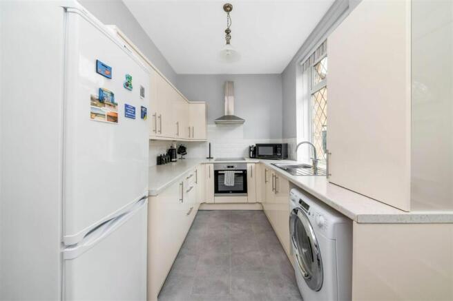 KITCHEN.jpg