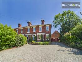 17 Castlevillas, Newport Road, Stafford ST16 1BA
