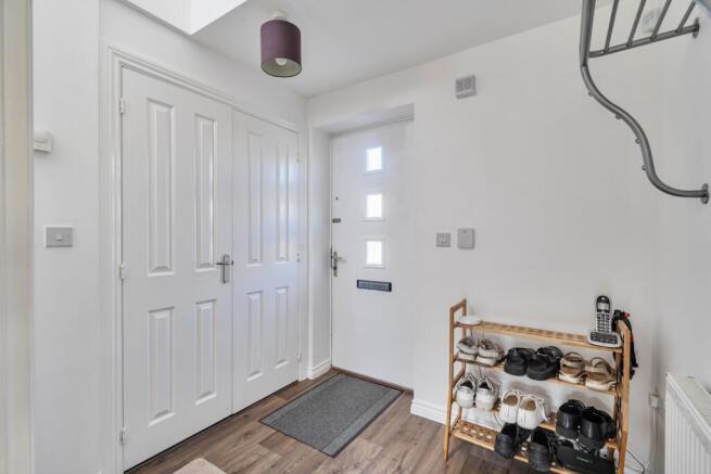 4 bed Detached for sale Image 6