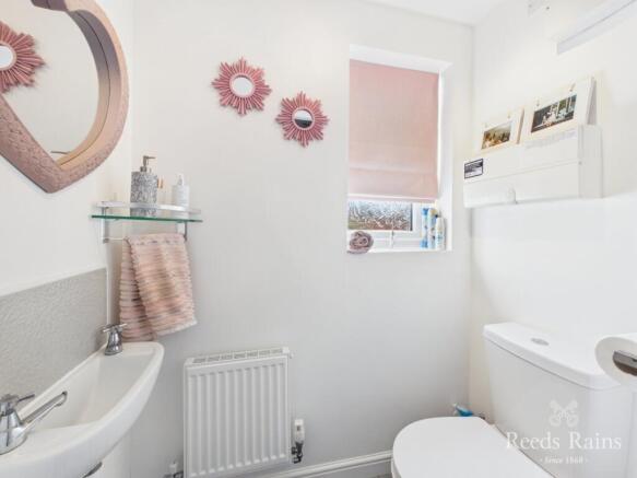 2 bed Semi-Detached for sale Image 10