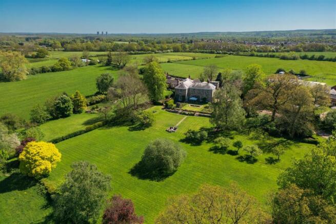 Craythorne Hall Drone-5.jpg