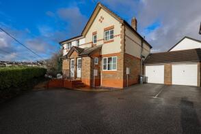 2, Century Close, St. Austell PL25 3UY