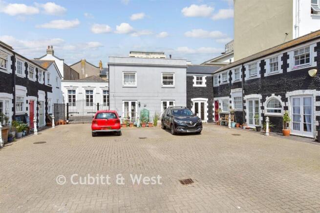 Driveway/Parking