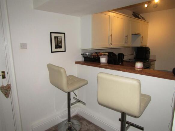 1 bed Flat for sale Image 5