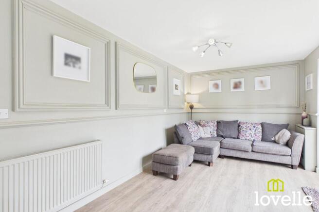 4 bed Detached for sale Image 4
