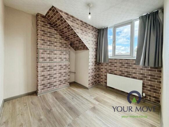 3 bed Terraced for sale Image 11
