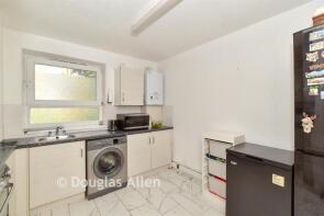 61, Grantham Road, Manor Park, London E12 5LZ