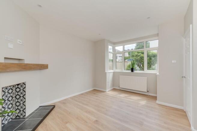 2 bed Semi-Detached for sale Image 4