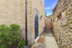 33, East Road, Peterborough PE8 4BZ